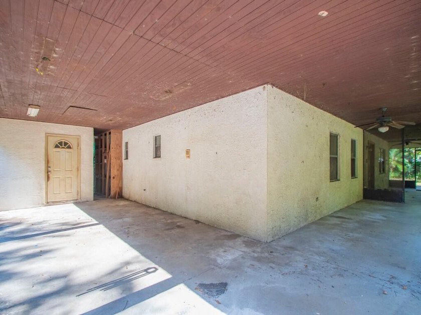 Opportunity awaits at this spacious single-family home situated - photo 25