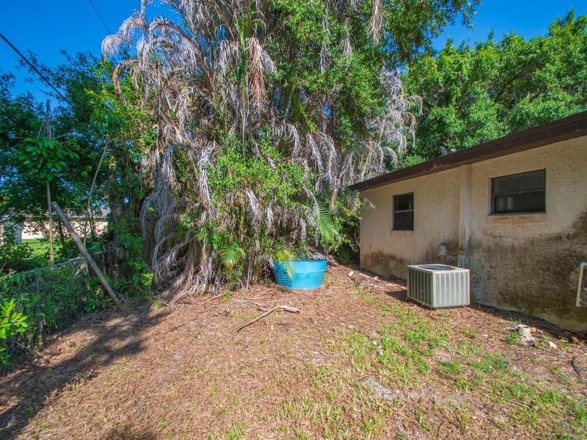 Opportunity awaits at this spacious single-family home situated - photo 28