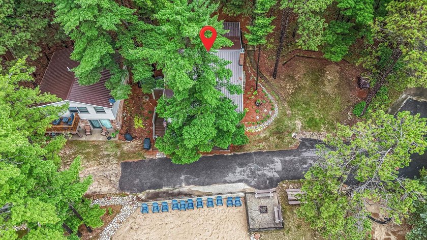 Here's your perfect year round getaway on beautiful Round Lake - photo 32