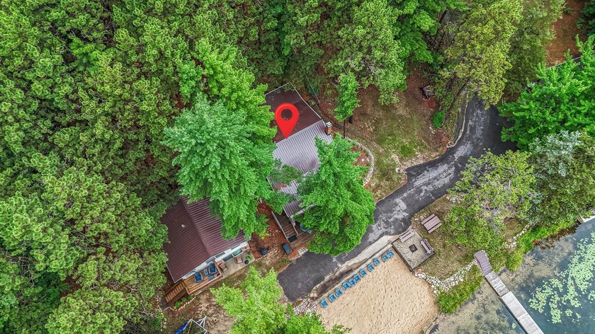 Here's your perfect year round getaway on beautiful Round Lake - photo 35