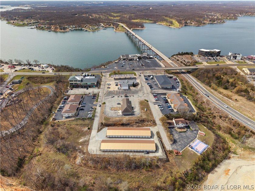 Prime investment opportunity with an established storage - photo 6