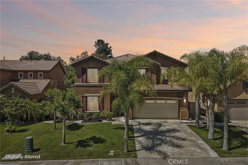 Welcome to this exceptional residence, showcasing beautiful curb - photo 2