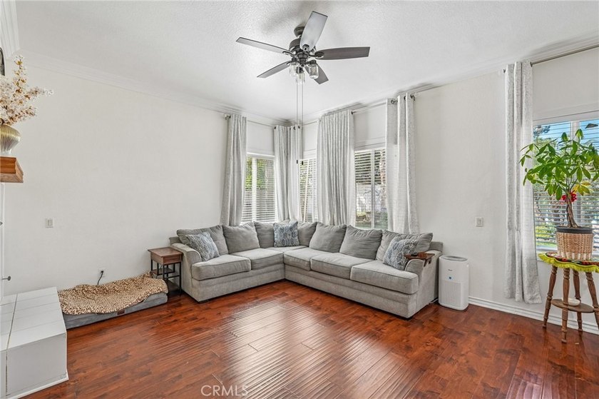 Welcome to this exceptional residence, showcasing beautiful curb - photo 7