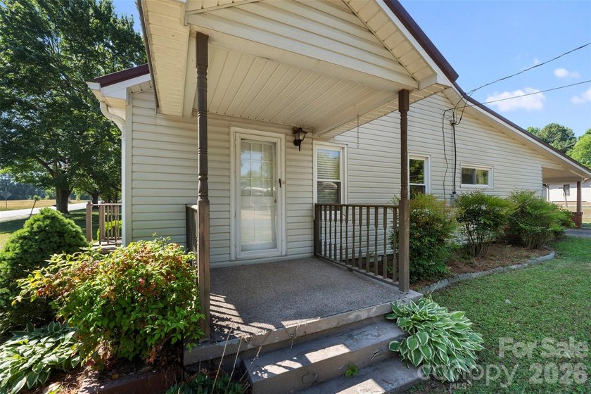Your opportunity for a quiet country home, conveniently located - photo 5