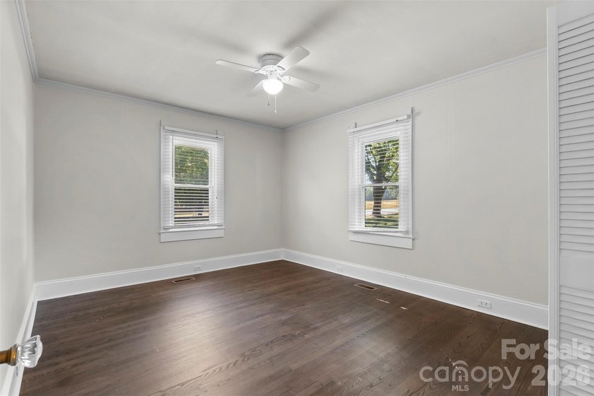 Your opportunity for a quiet country home, conveniently located - photo 10