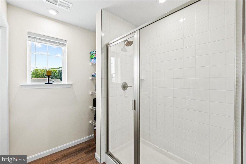 Why wait for new construction? This beautifully maintained - photo 20