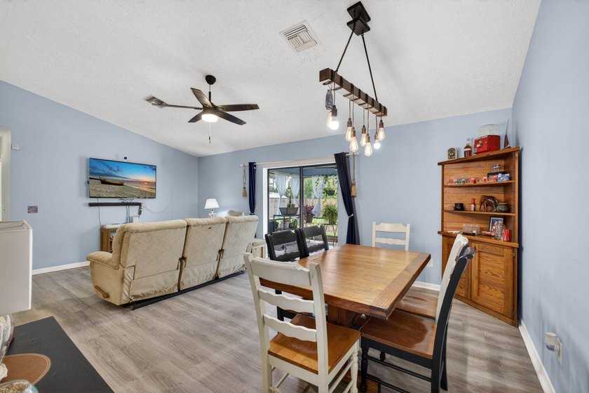 Welcome to this charming single-story residence in Port st Lucie - photo 13