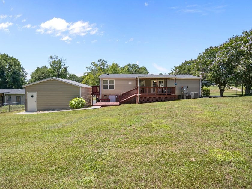 Welcome home to peaceful country living! This well-maintained - photo 38