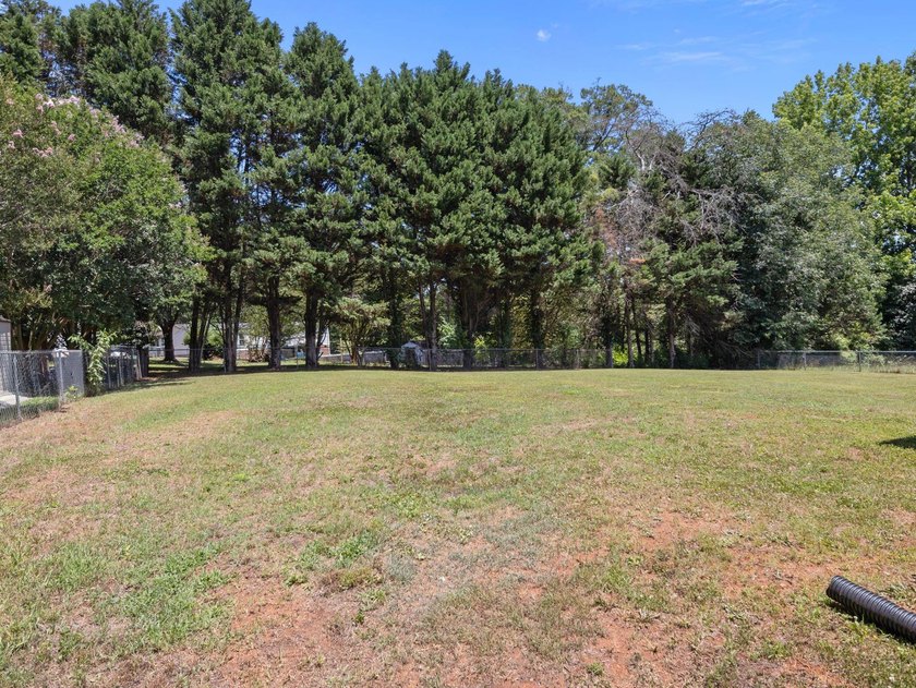 Welcome home to peaceful country living! This well-maintained - photo 41