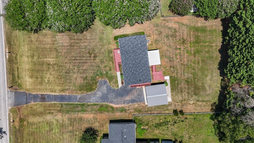 Welcome home to peaceful country living! This well-maintained - photo 47