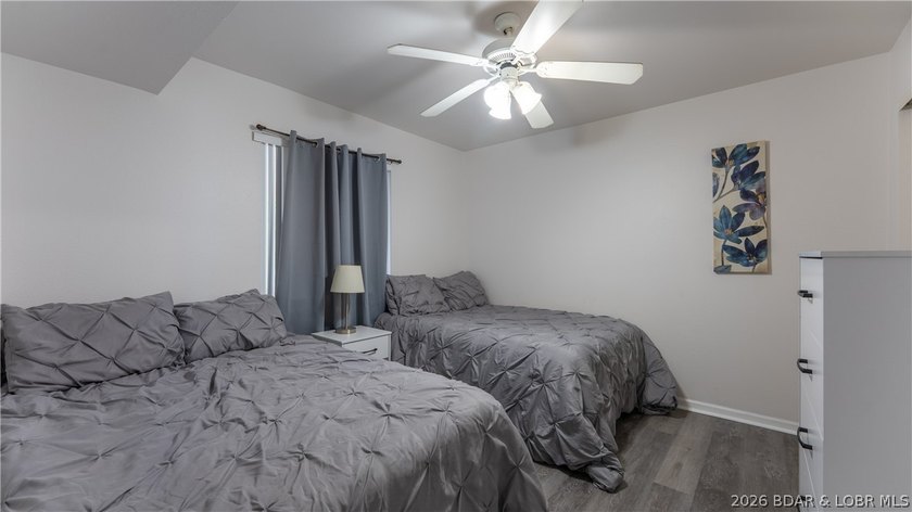 UPDATED &amp; MOVE-IN READY! Live the Lake Life You've Always - photo 12
