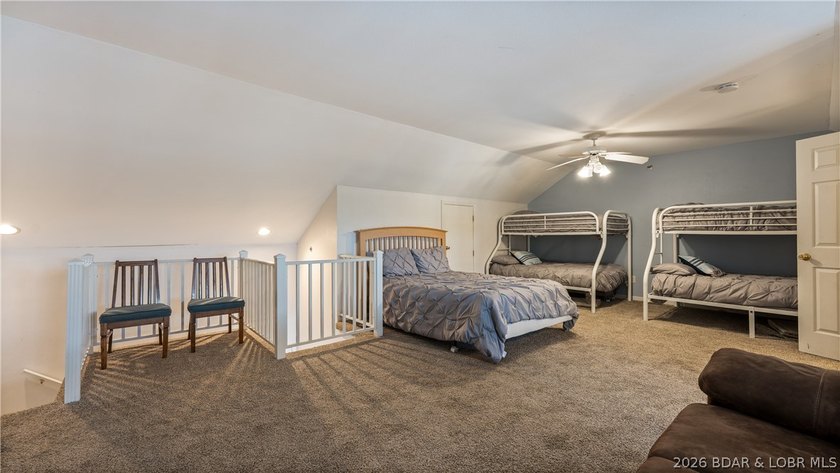 UPDATED &amp; MOVE-IN READY! Live the Lake Life You've Always - photo 15
