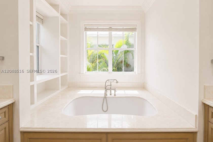 Welcome to this exceptional two-story home featuring 4 spacious - photo 23