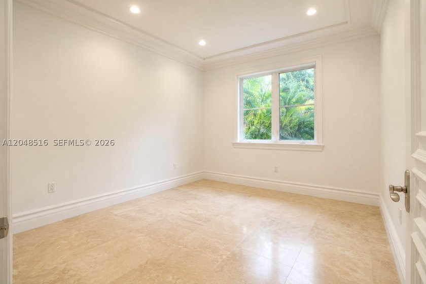 Welcome to this exceptional two-story home featuring 4 spacious - photo 26
