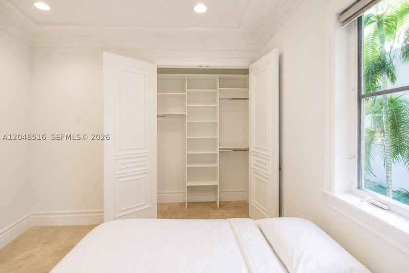 Welcome to this exceptional two-story home featuring 4 spacious - photo 29