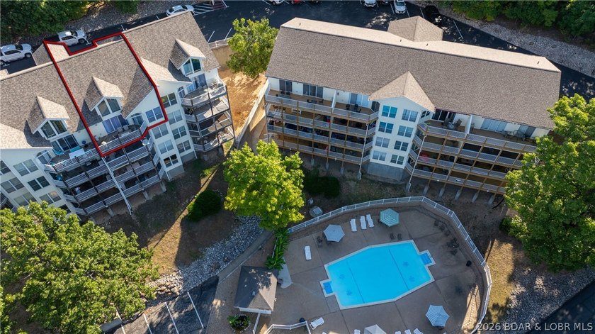 UPDATED &amp; MOVE-IN READY! Live the Lake Life You've Always - photo 38