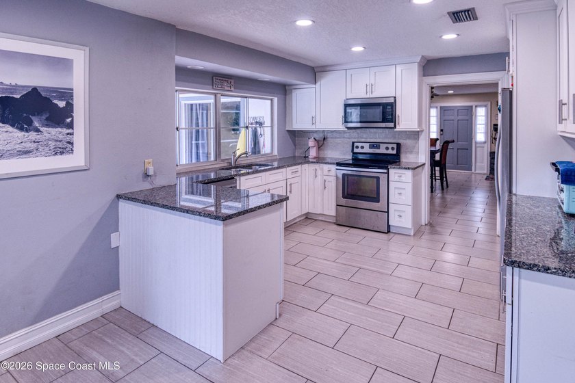 Discover the Florida lifestyle you've been dreaming of! Located - photo 11