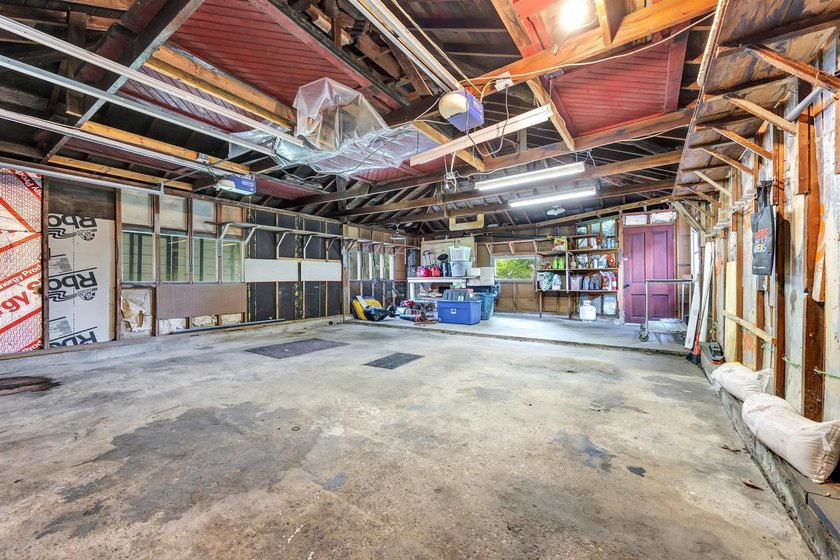 This charming 4-bedroom, 1-bath home is located in a quiet - photo 22