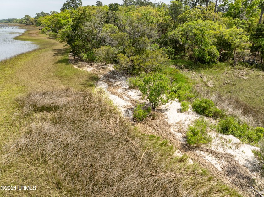 Nestled along the picturesque intercoastal waterway lies a rare - photo 7