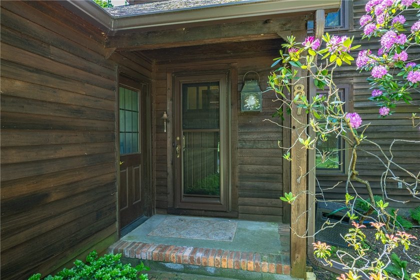 Welcome to 87 Loch Revan Heights. This four bedroom, one and a - photo 6