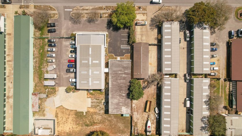 Now available For Sale or Lease, 185 Stahlman Avenue A is a +/-4 - photo 13
