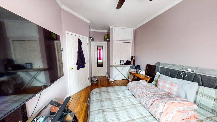 This beautifully maintained legal 3-family semi-detached home - photo 20