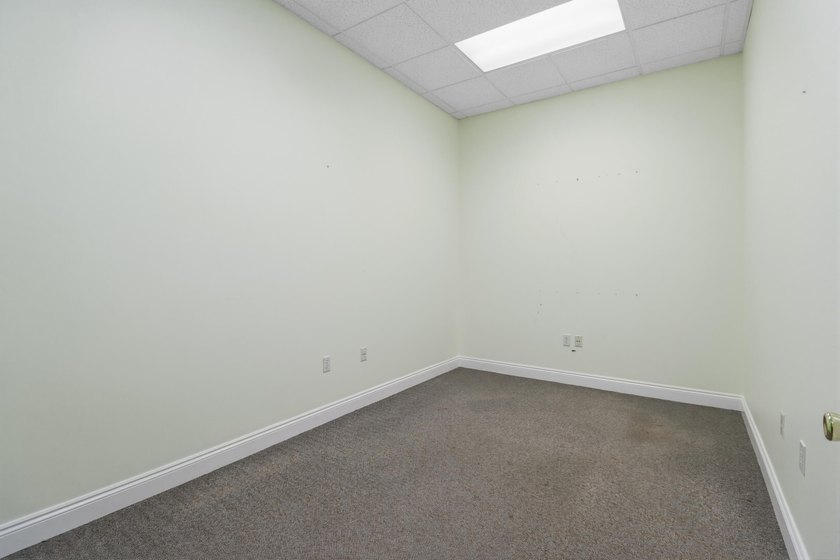 Now available For Sale or Lease, 185 Stahlman Avenue A is a +/-4 - photo 25