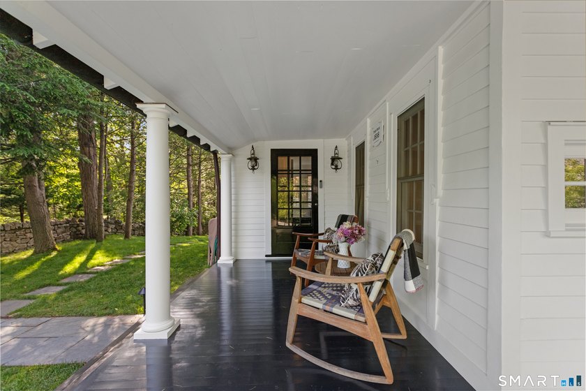 Steeped in history yet thoughtfully reimagined for modern living - photo 4