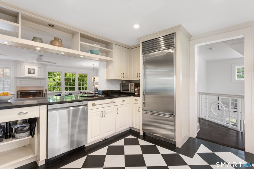 Steeped in history yet thoughtfully reimagined for modern living - photo 10