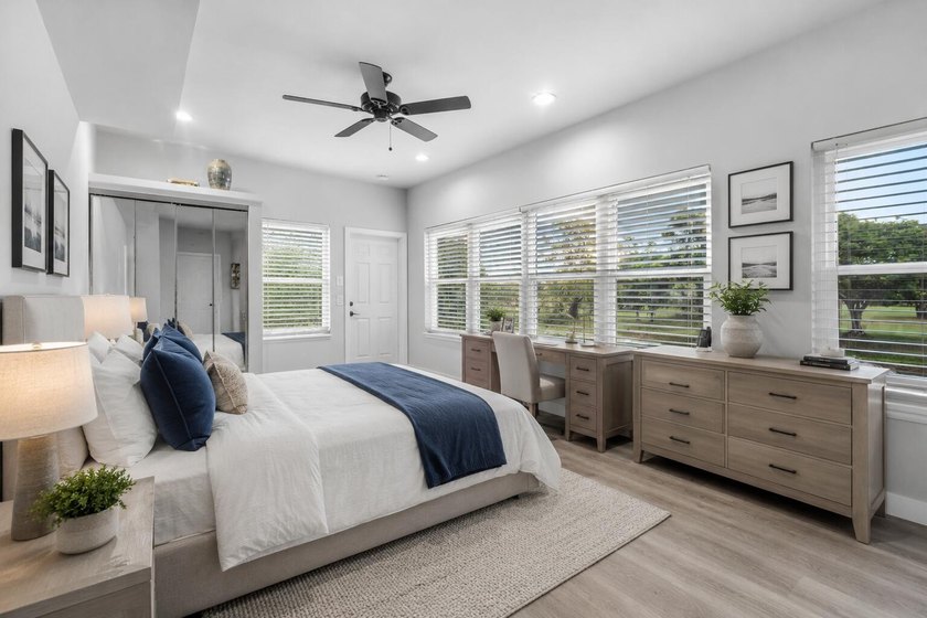 Experience luxury living in this beautifully renovated home - photo 25