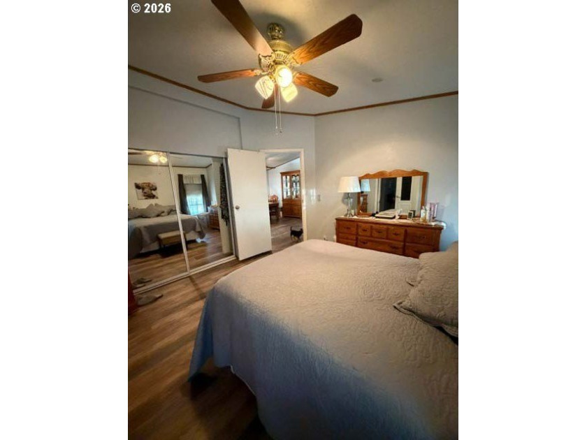 Experience tranquility at Giadanj Lake Estates with this updated - photo 15