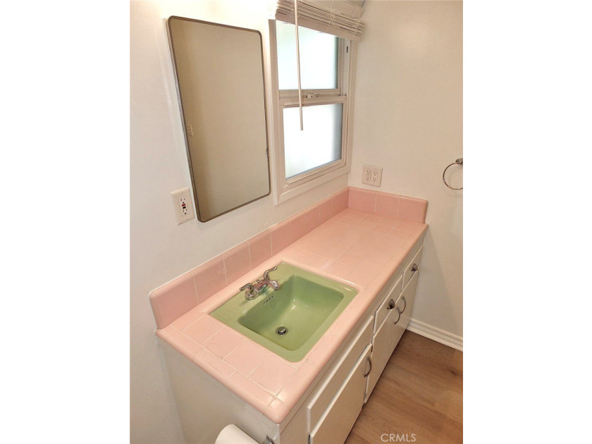 Charming upstairs 1 bed 1 bath condo for sale in the heart of - photo 29