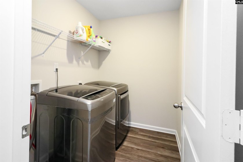 Welcome to Wimbee! This inviting 4-bedroom, 2.5-bath home sits - photo 16