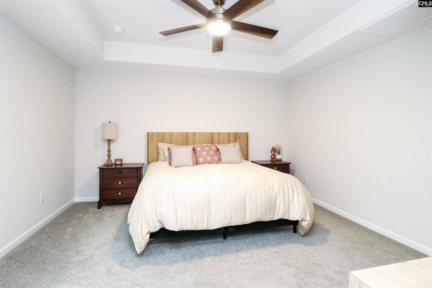 Welcome to Wimbee! This inviting 4-bedroom, 2.5-bath home sits - photo 20