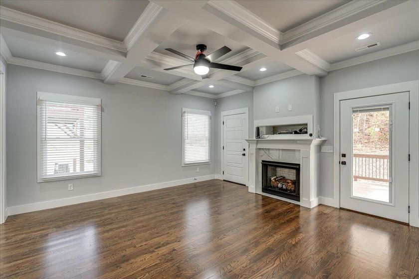 Modern Luxury Near Coolidge Park | Built 2023 Located less than - photo 21