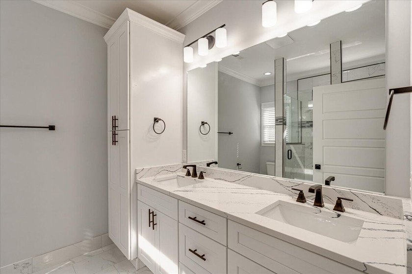 Modern Luxury Near Coolidge Park | Built 2023 Located less than - photo 26