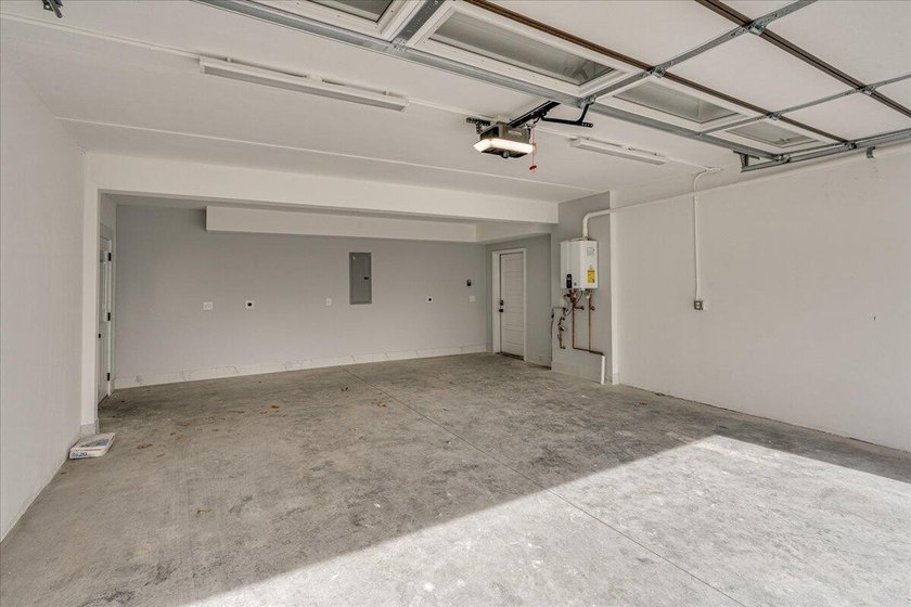 Modern Luxury Near Coolidge Park | Built 2023 Located less than - photo 56