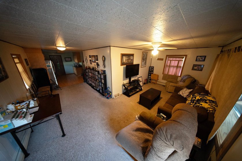 Cute opportunity for small-town living in Readstown! - photo 17