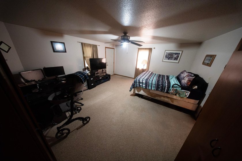 Cute opportunity for small-town living in Readstown! - photo 18