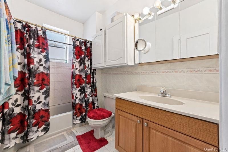 Charming semi-detached home nestled in the heart of East - photo 4