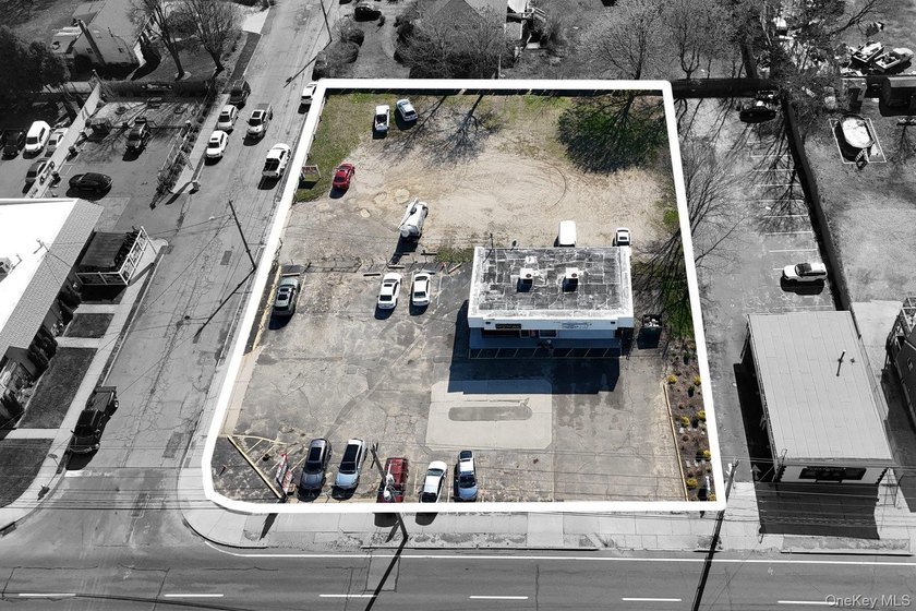 Looking for a Turnkey business opportunity? This fully equipped - photo 9