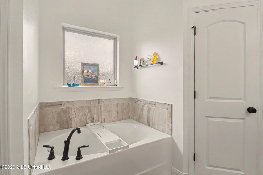 Pride of ownership shows in this move in ready home seller's - photo 20