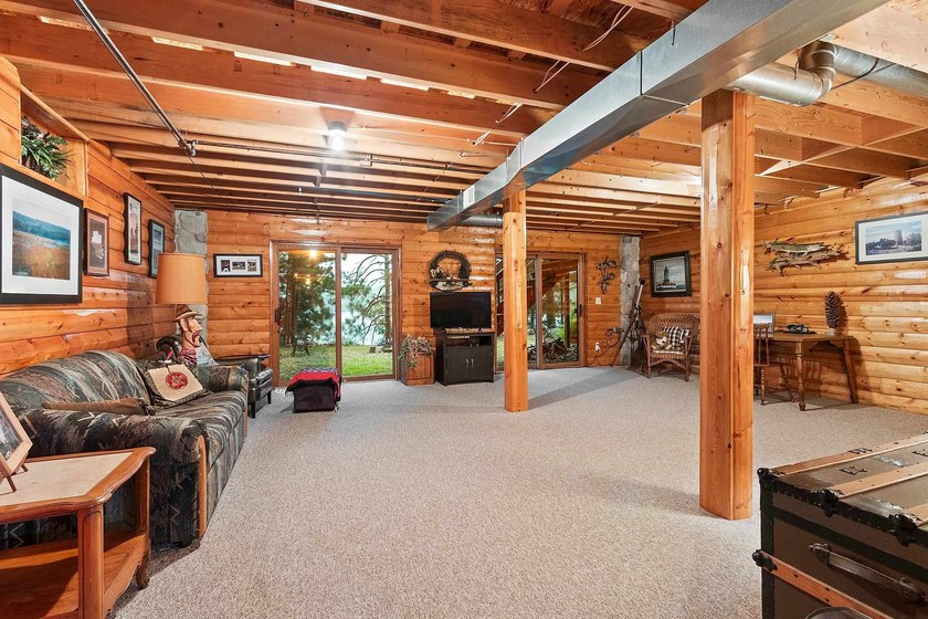 Townsend to this beautiful waterfront home on desirable Boot - photo 21