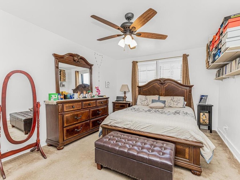 Welcome home to this beautifully updated one bedroom co-op - photo 8