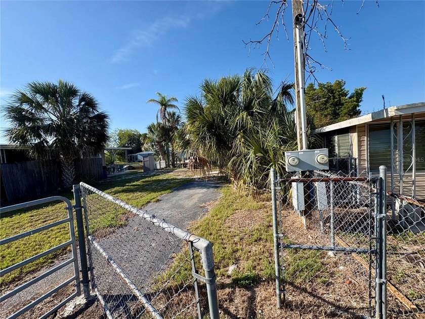 Tucked away in Hudson in Pasco County, this hidden gem offers a - photo 11