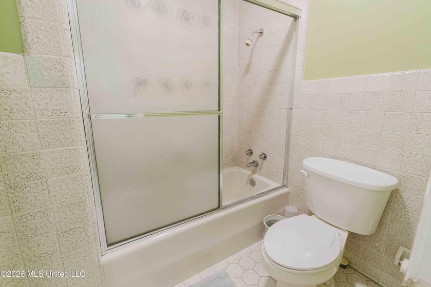 PRICE IMPROVEMENT and SELLER NOW OFFERING $10,000 towards buyer - photo 25