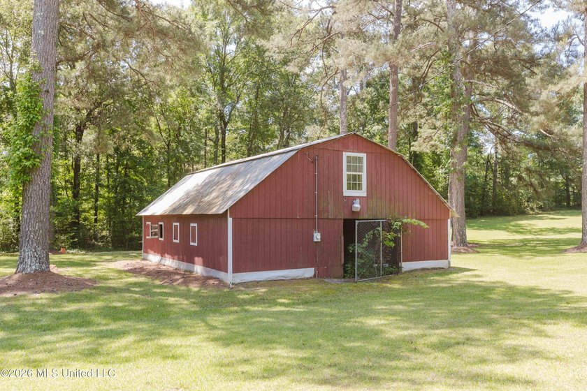 PRICE IMPROVEMENT and SELLER NOW OFFERING $10,000 towards buyer - photo 50