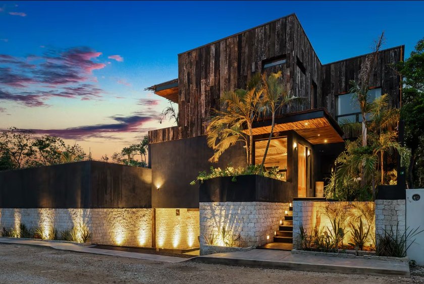 Luxe Jungle Sanctuary in Tulum

Nestled in the upscale Region 15 - photo 5