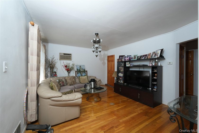 Welcome to a beautifully maintained home in the heart of - photo 2