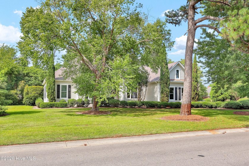 Charming traditional home on half-acre corner lot in the highly - photo 4